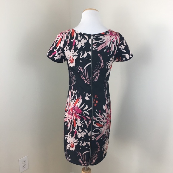 ✨5 FOR $25✨  NWOT Yumi Kim Elana Pink Floral Shift Dress - Picture 2 of 7